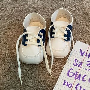 Vintage navy and white baby saddle oxfords, size 3